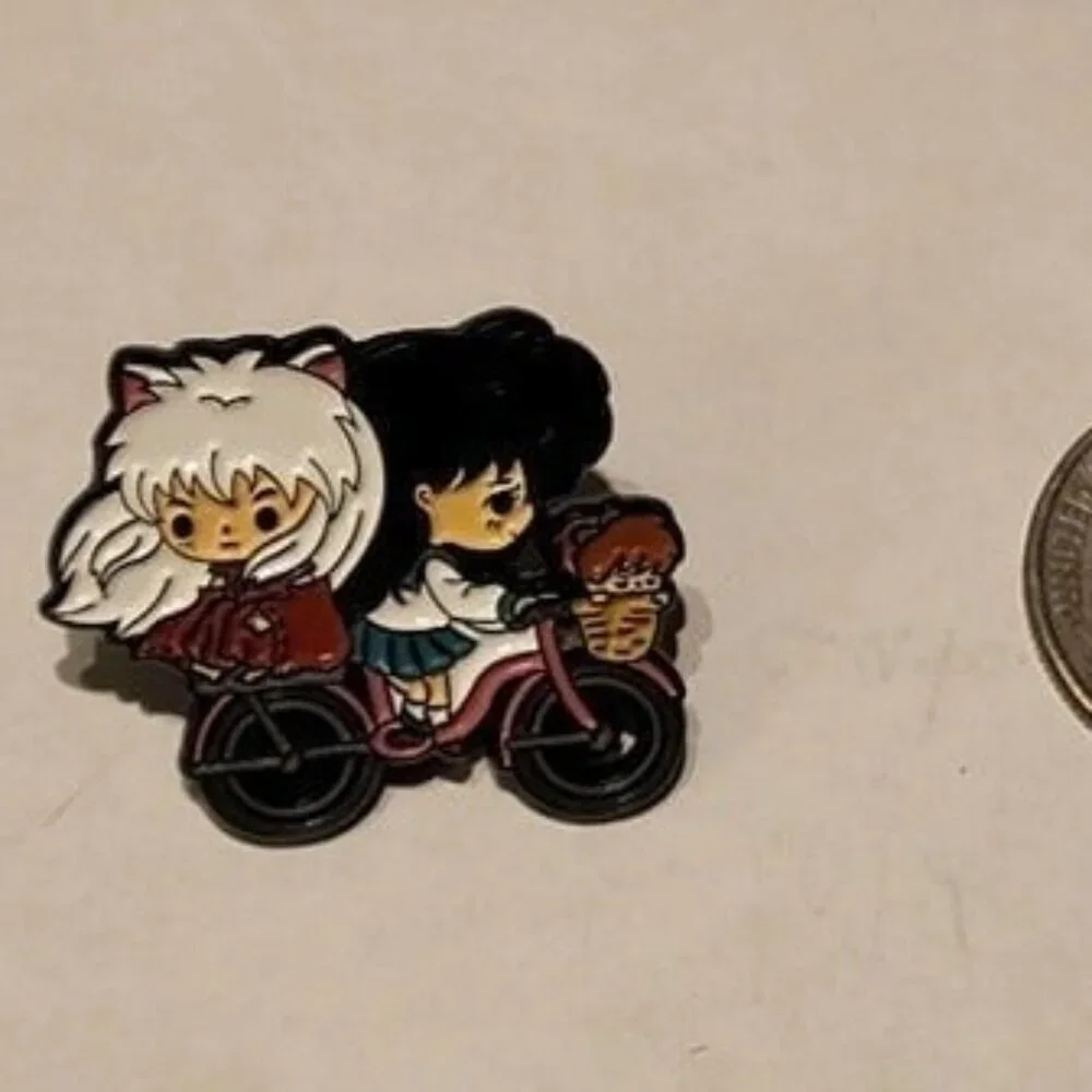 Anime Cute InuYasha and Kagome Bicycle Enamel Brooch pin - Picture 4 of 5